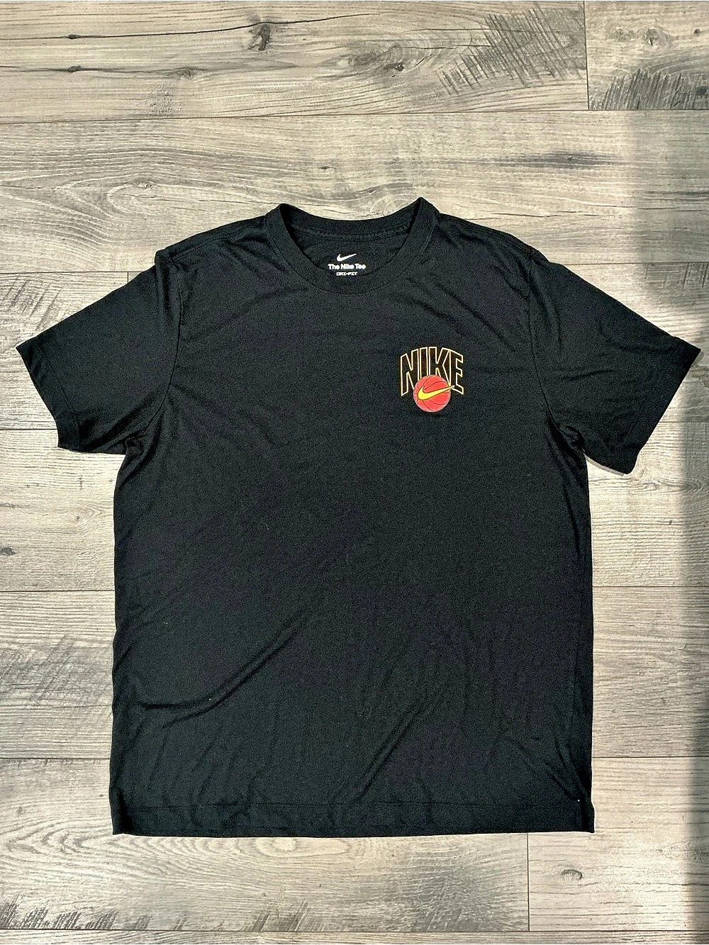 Nike Dri-FIT Basketball Hoops Rose Graphic Tee Black